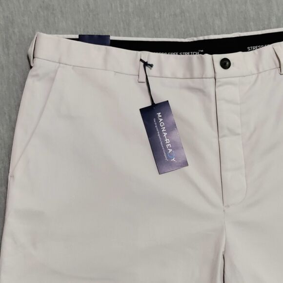 MagnaReady Chino Twill Magnetic Closure Adaptive Shorts Mens 44W Classic Fit - Picture 5 of 14
